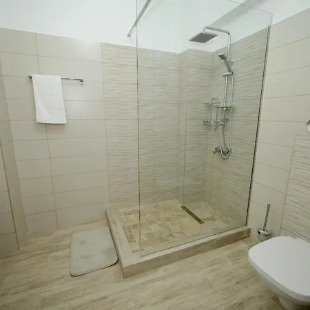 Apartment Mesterul Casei Eforie Nord